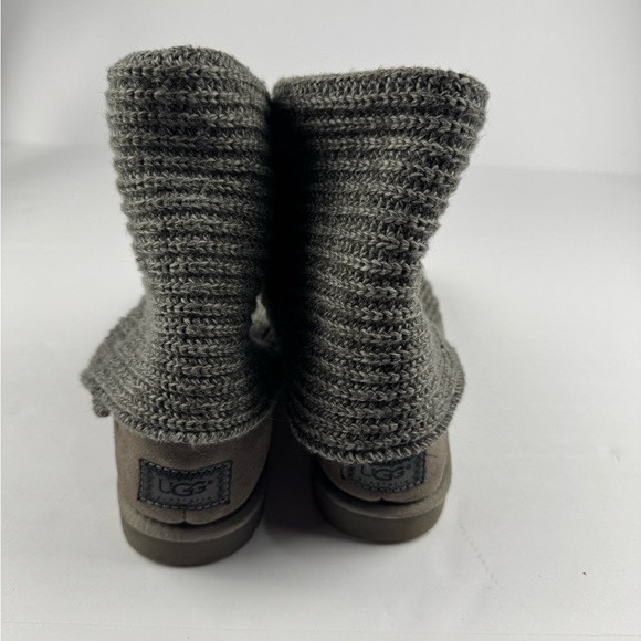 UGG Classic Cardy knit boot in gray. Size 9 - Picture 7 of 12